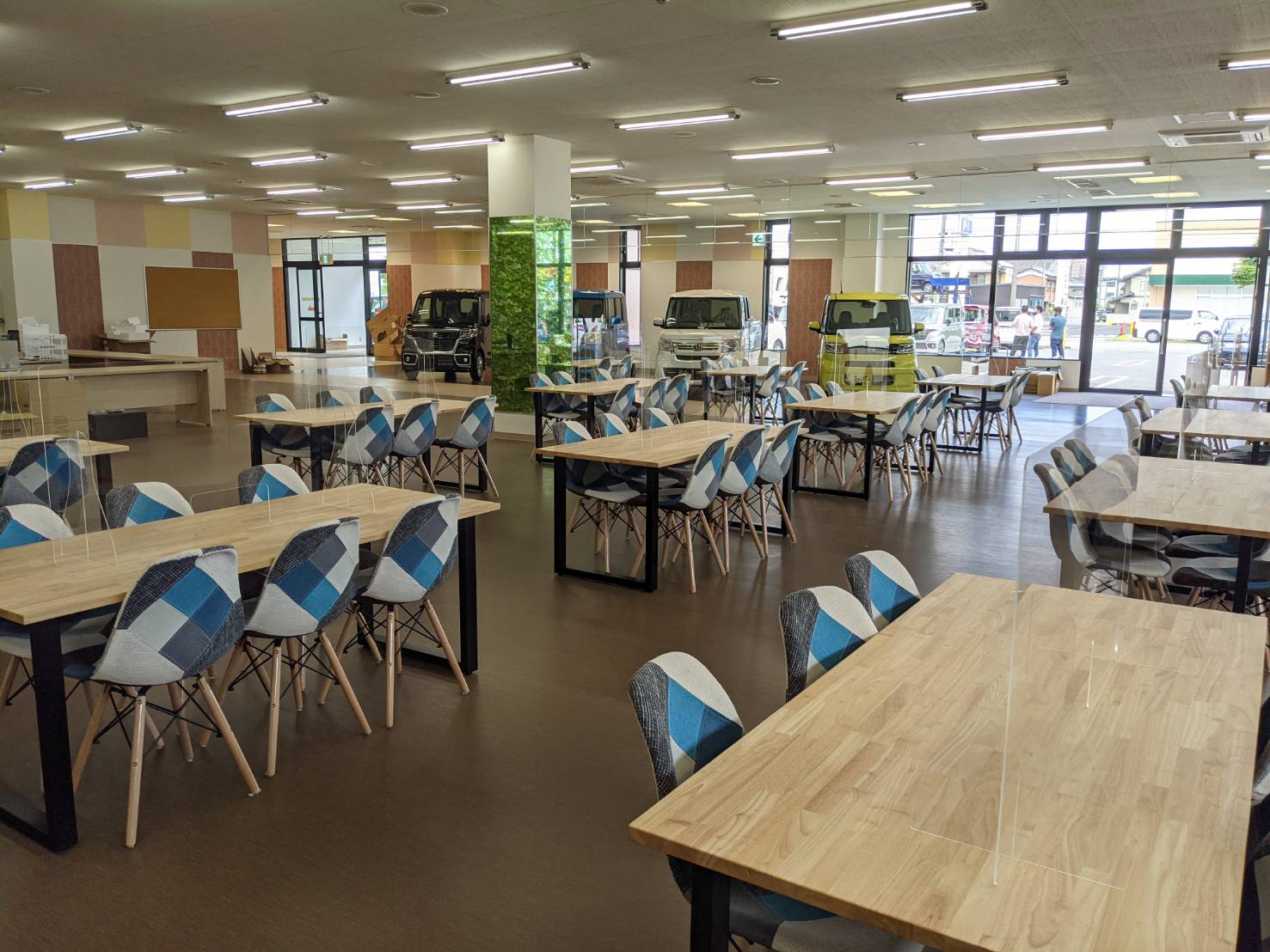 軽届出済未使用車専門店リバティが三重県上陸!!7月3日(土)津市にオープン!!店内編2