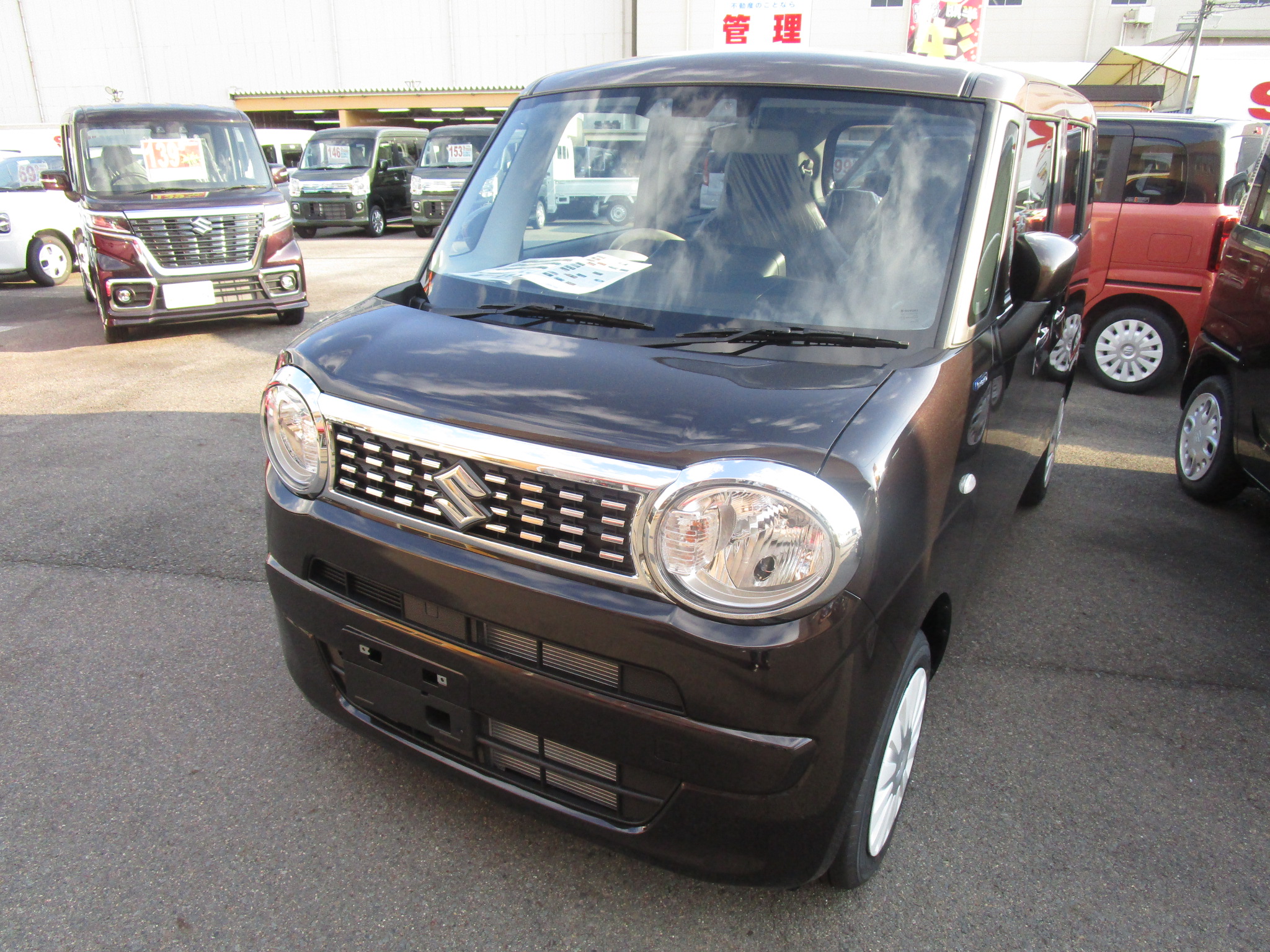 新しいスタイル「WAGON R SMAIL」入荷しました‼京都滋賀大阪兵庫三重でワゴンRスマイルをお求めの方はリバティまで‼