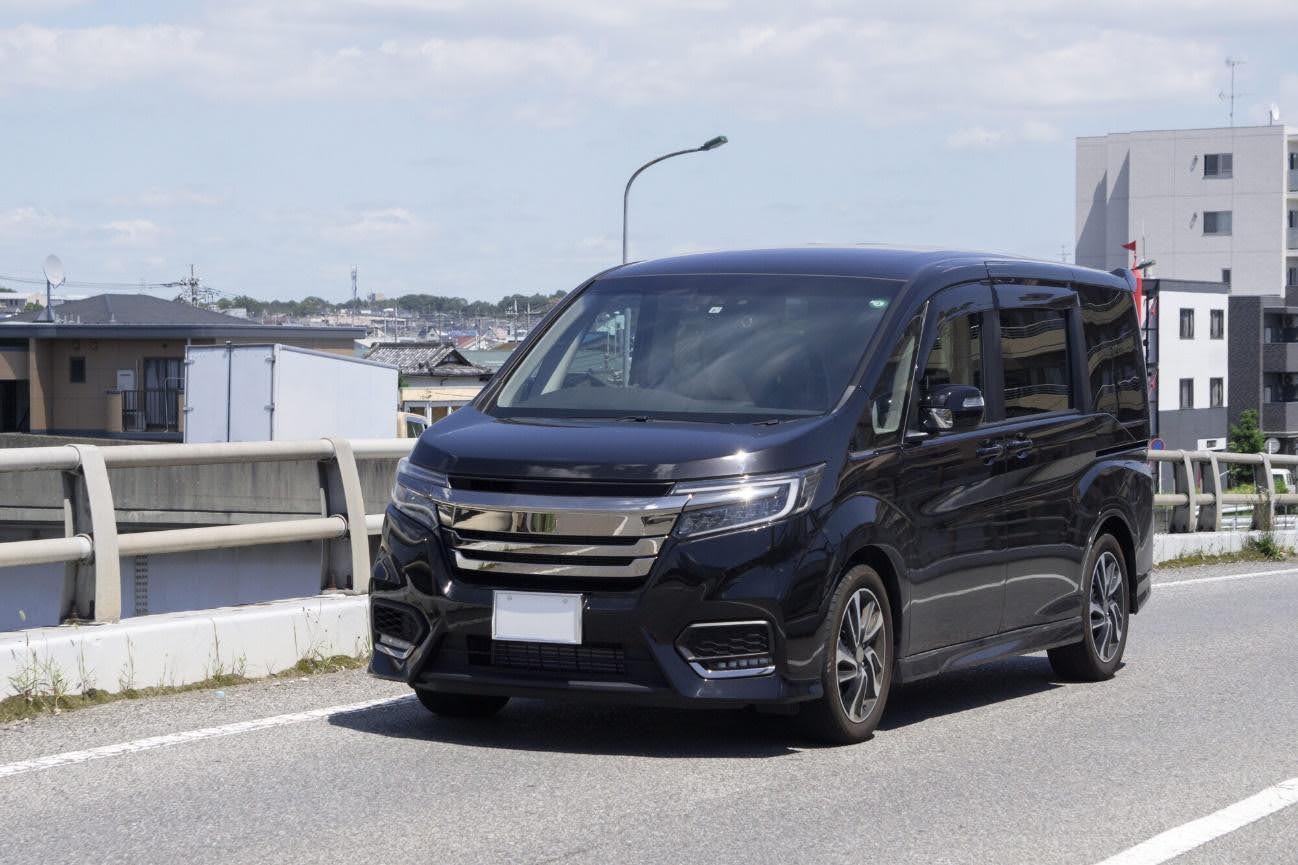 ミニバンとはどのような車？サイズ別のおすすめ車種を一挙紹介