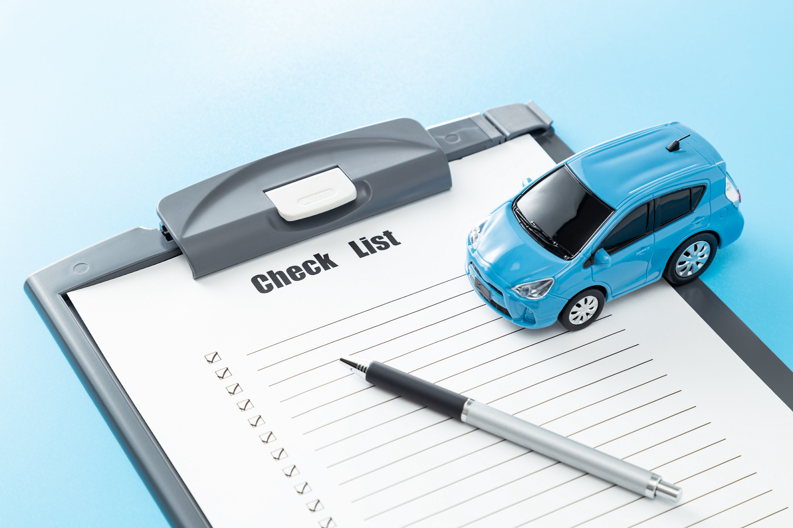 車の下取りと購入を行う際の仕訳方法を解説!法人と個人事業主の違いは?