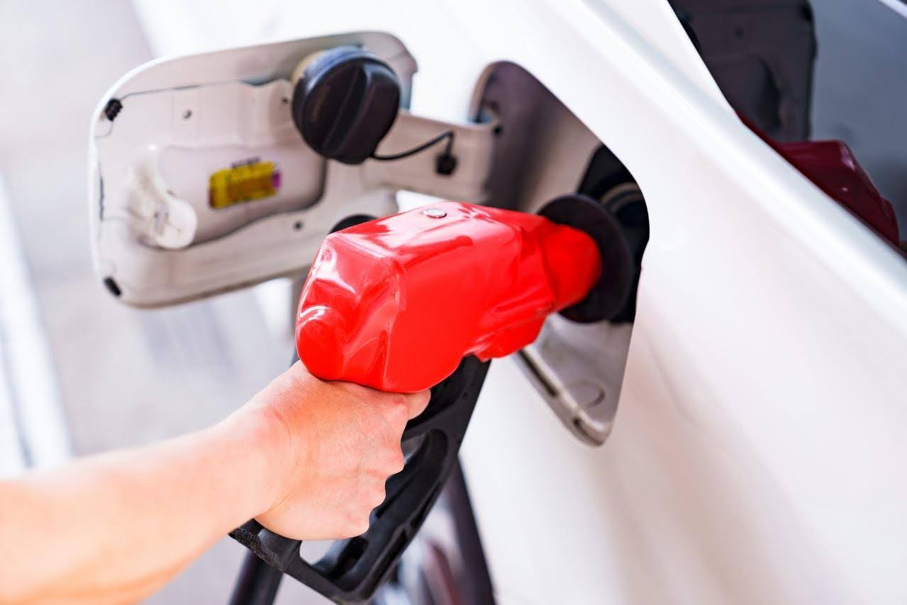 車の平均燃費とは?低下につながる3つの要因を紹介