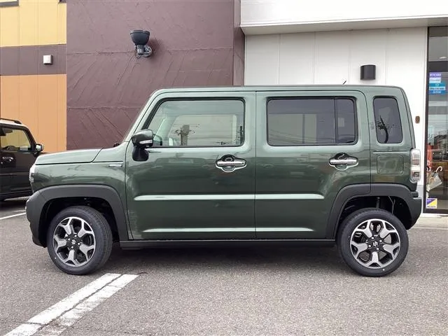 2025年式ハスラーのサイドビュー