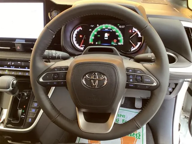 ヴォクシーと他のミニバンのサイズ感を比べてみよう