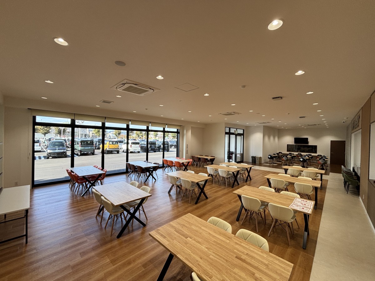 リバティ鯖江店 11/15（土）グランドオープン 2枚目